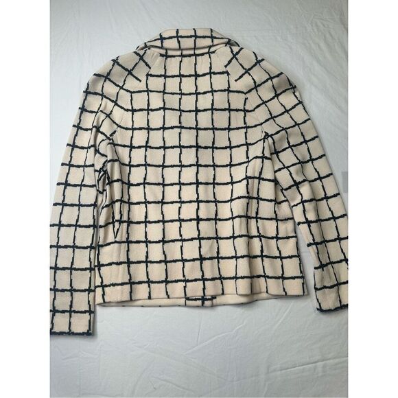 Gorgeous St. John Collection Black & Cream Checked Button Jacket, size 6 - Picture 10 of 10